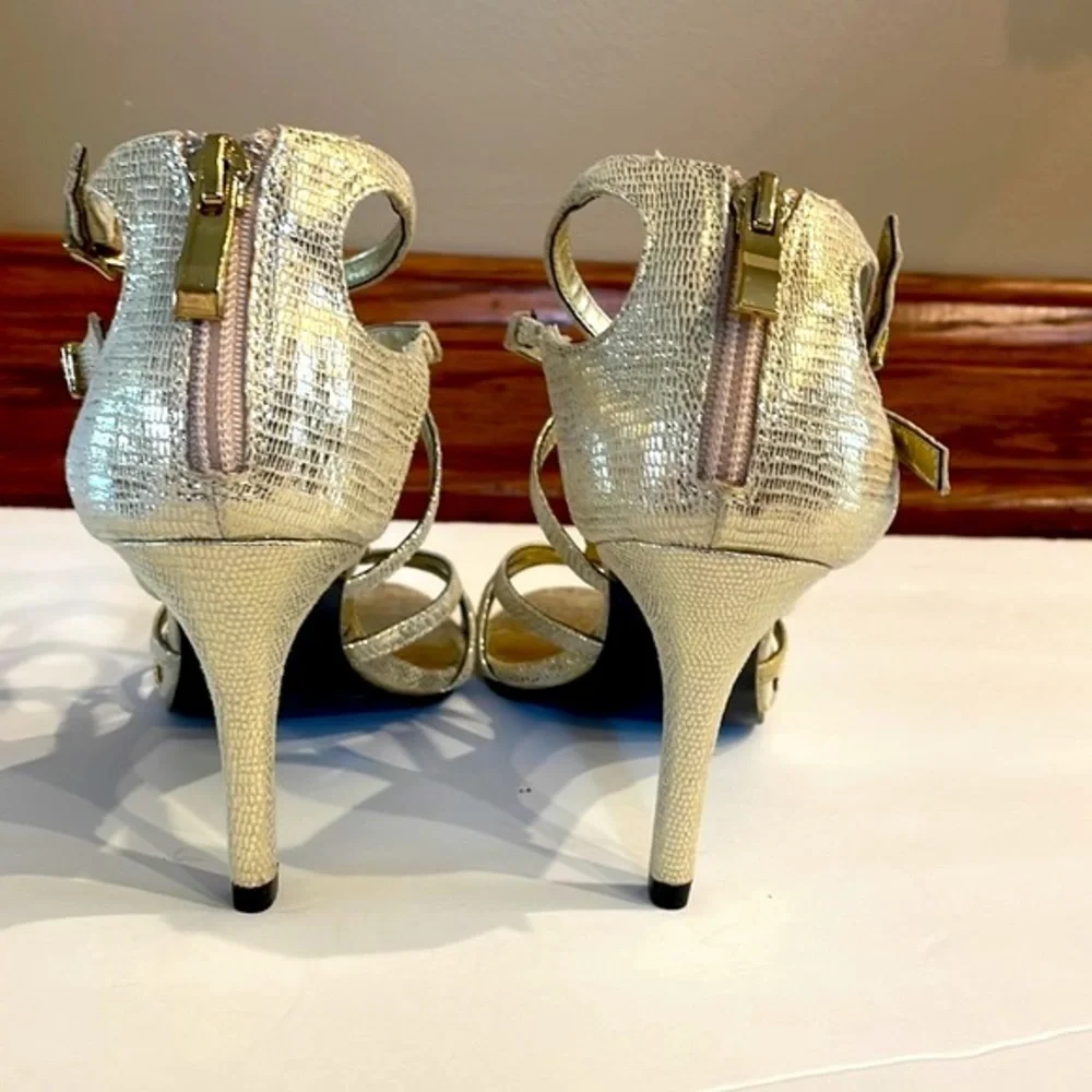 KELLY & KATIE fabric leather GOLD SHIMMER STRAPPY heeled sandals sole size 6